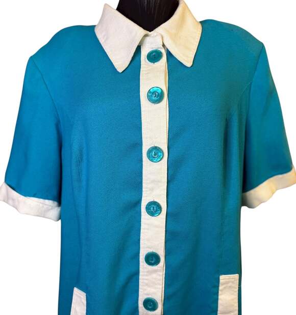 Vintage Bright Turquoise/Teal and White Shift Dress with Teal Buttons, Size L
P - Picture 3 of 16